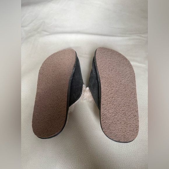 J. Crew crewcuts boy corduroy Slippers - Picture 8 of 9